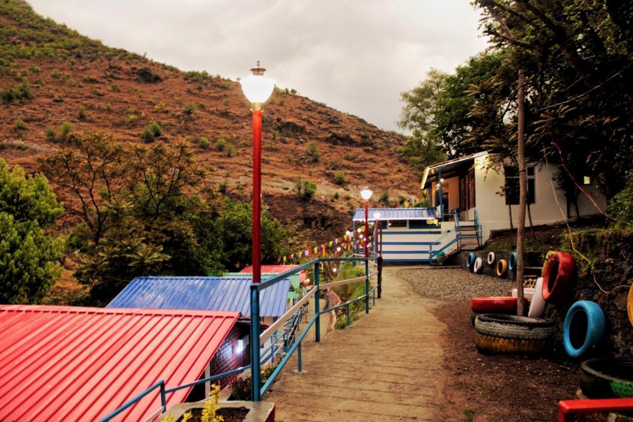 The Stream Side Hostel มัสซูรี ภายนอก รูปภาพ
