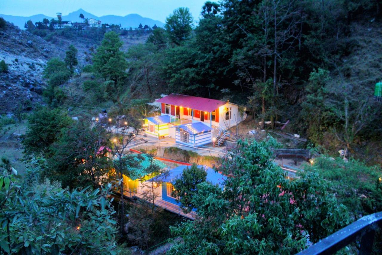The Stream Side Hostel มัสซูรี ภายนอก รูปภาพ