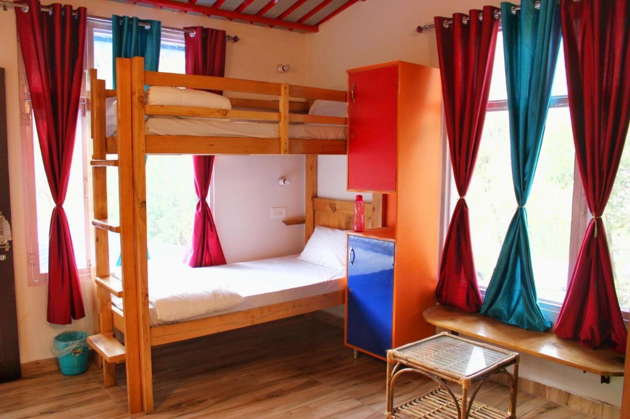 The Stream Side Hostel มัสซูรี ภายนอก รูปภาพ